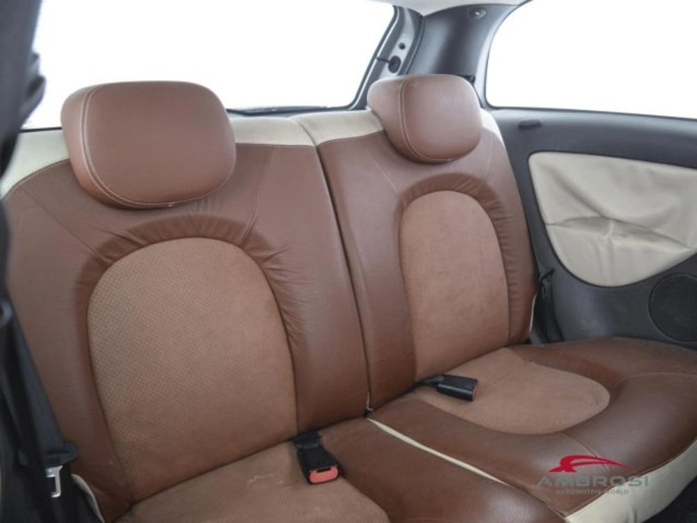 Lancia Ypsilon usata a Perugia (11)