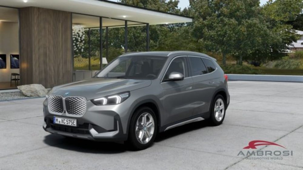 BMW iX1 nuova a Perugia