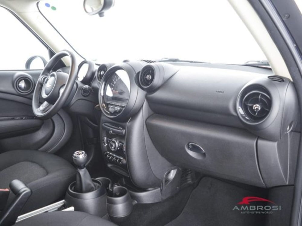 MINI Mini Countryman usata a Perugia (12)