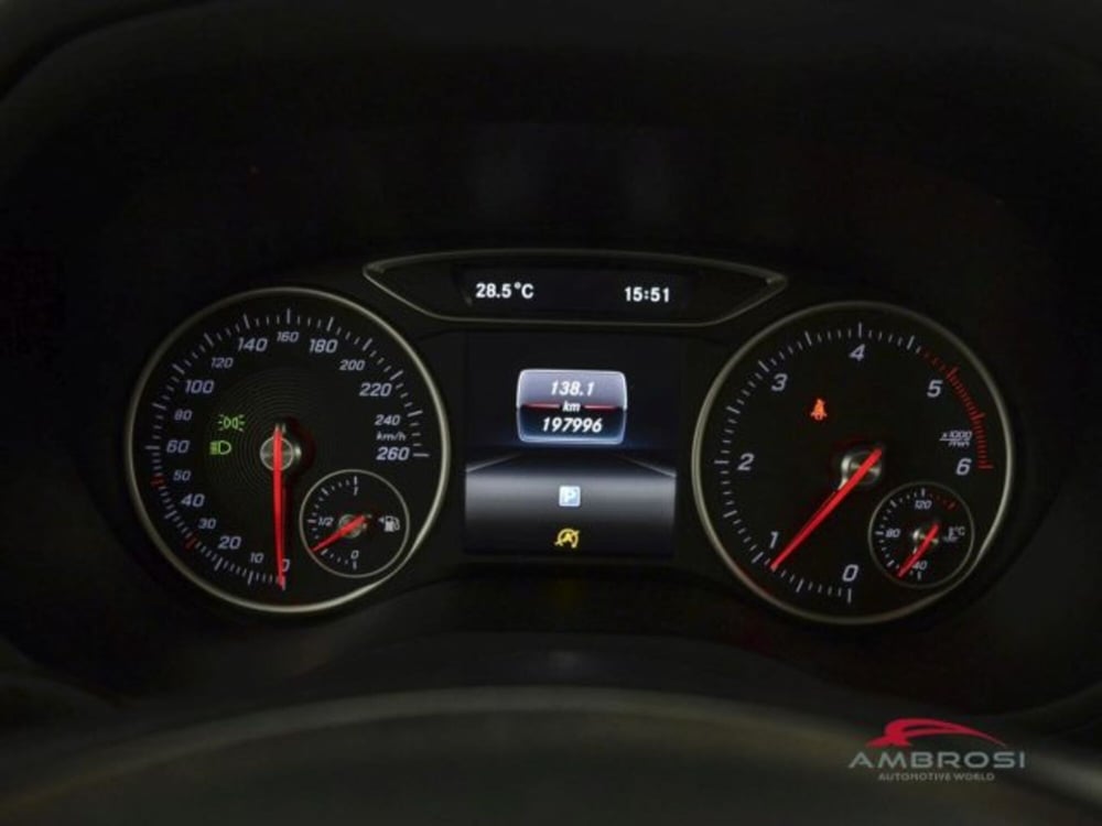 Mercedes-Benz CLA usata a Perugia (13)