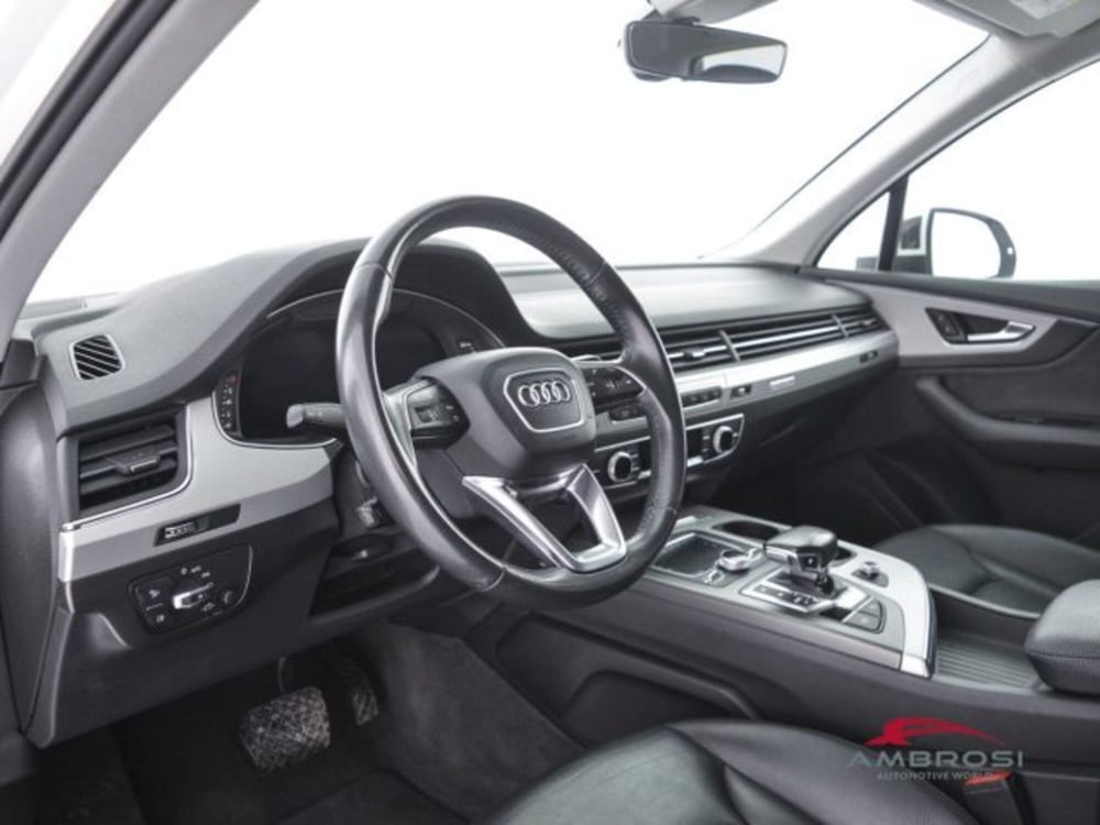 Audi Q7 usata a Perugia (8)