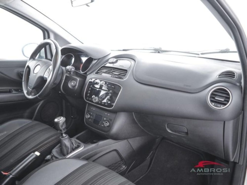 Fiat Punto Evo usata a Perugia (12)