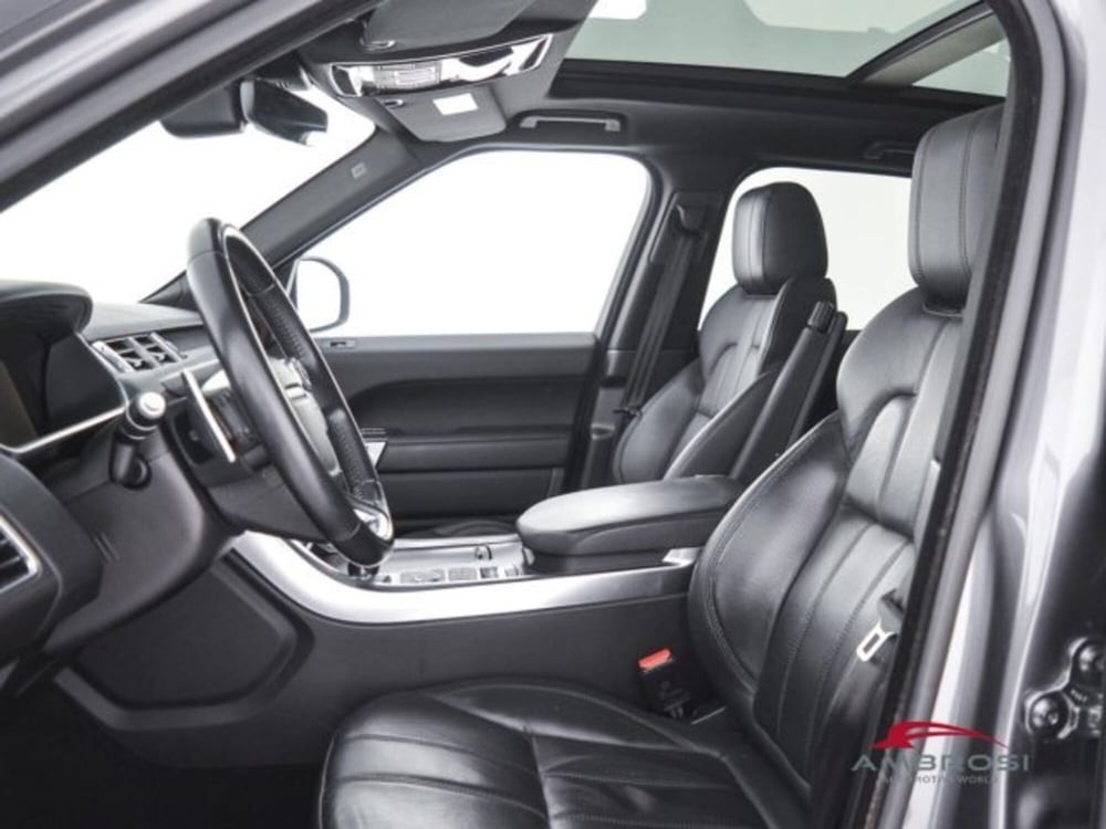 Land Rover Range Rover Sport usata a Perugia (9)