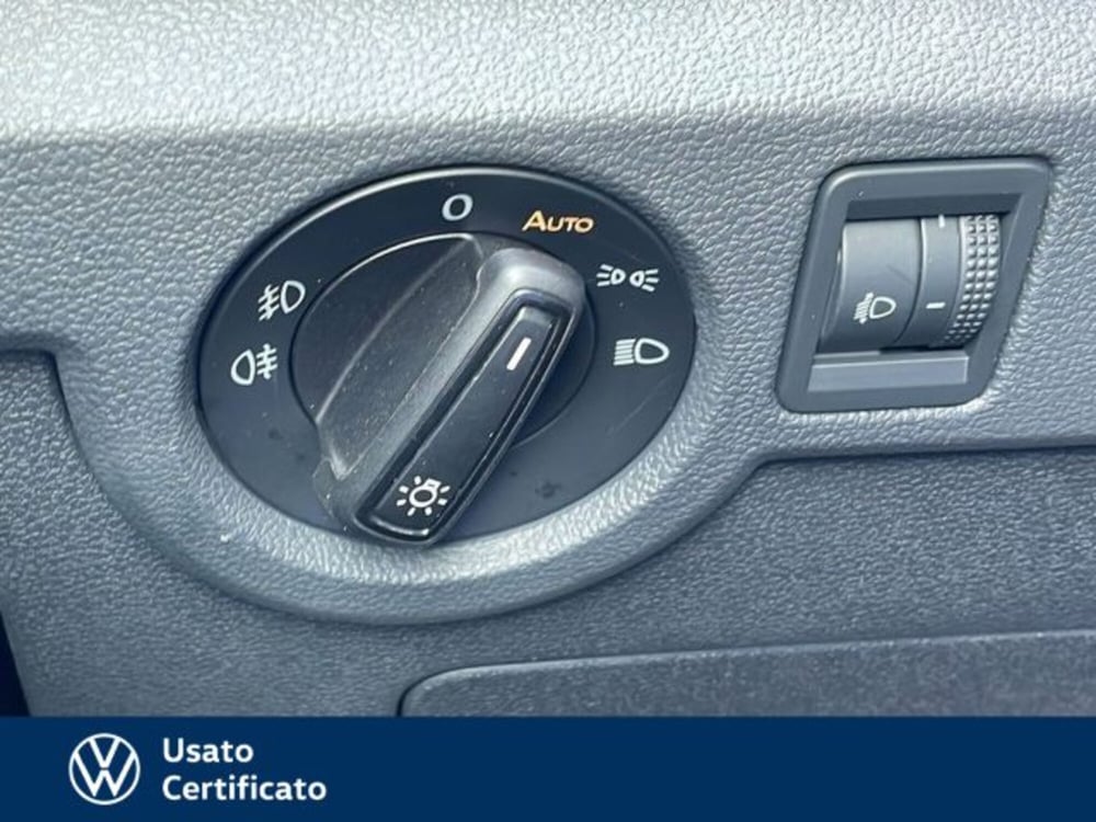 Volkswagen T-Cross usata a Vicenza (14)