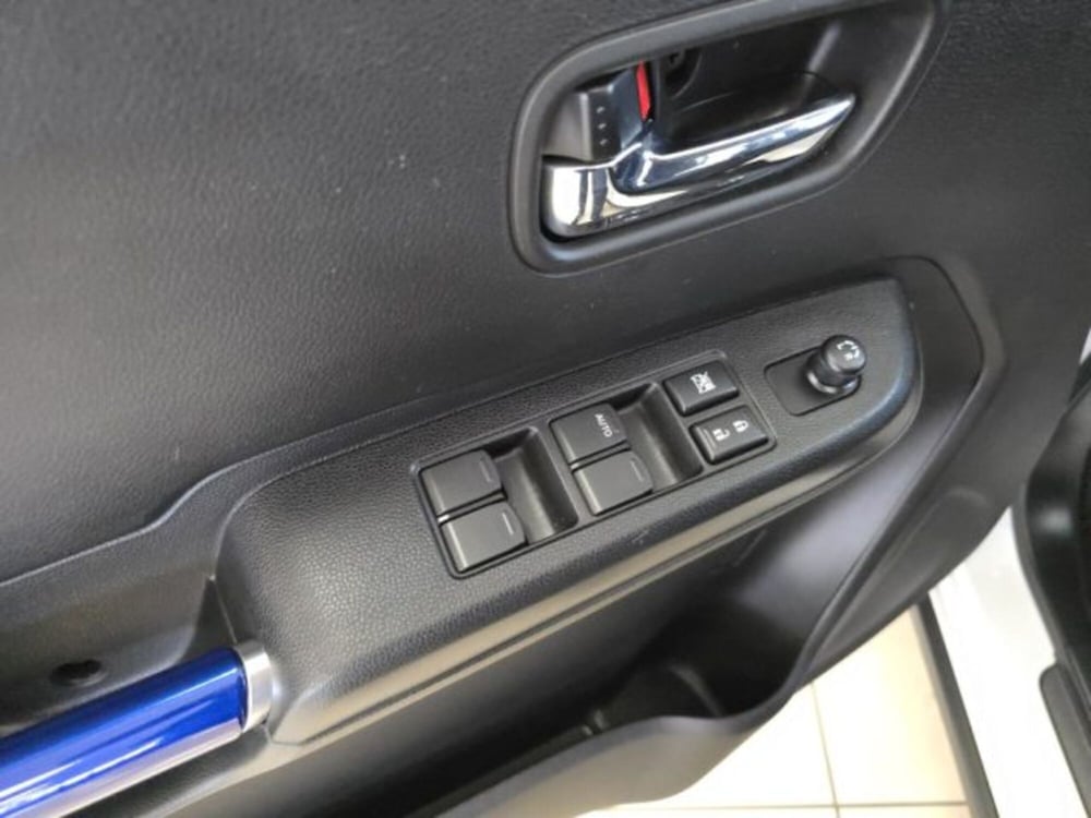 Suzuki Ignis usata a Reggio Emilia (17)