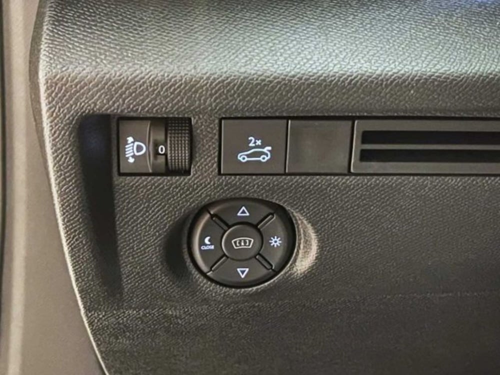 Citroen C4 X nuova a Sondrio (14)