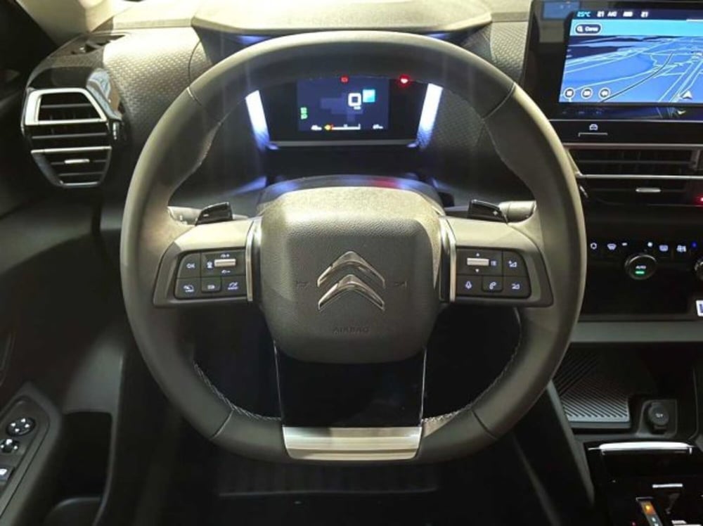 Citroen C4 X nuova a Sondrio (18)