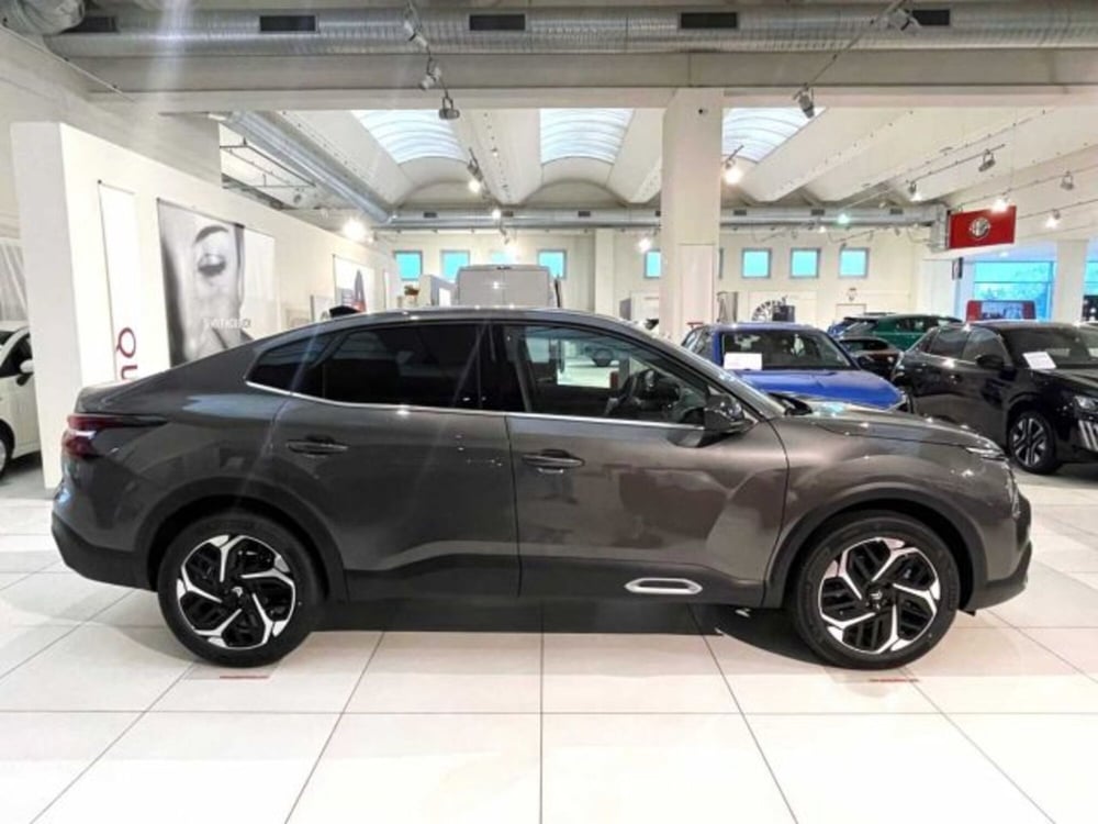 Citroen C4 X nuova a Sondrio (4)