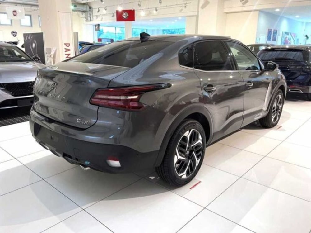 Citroen C4 X nuova a Sondrio (5)