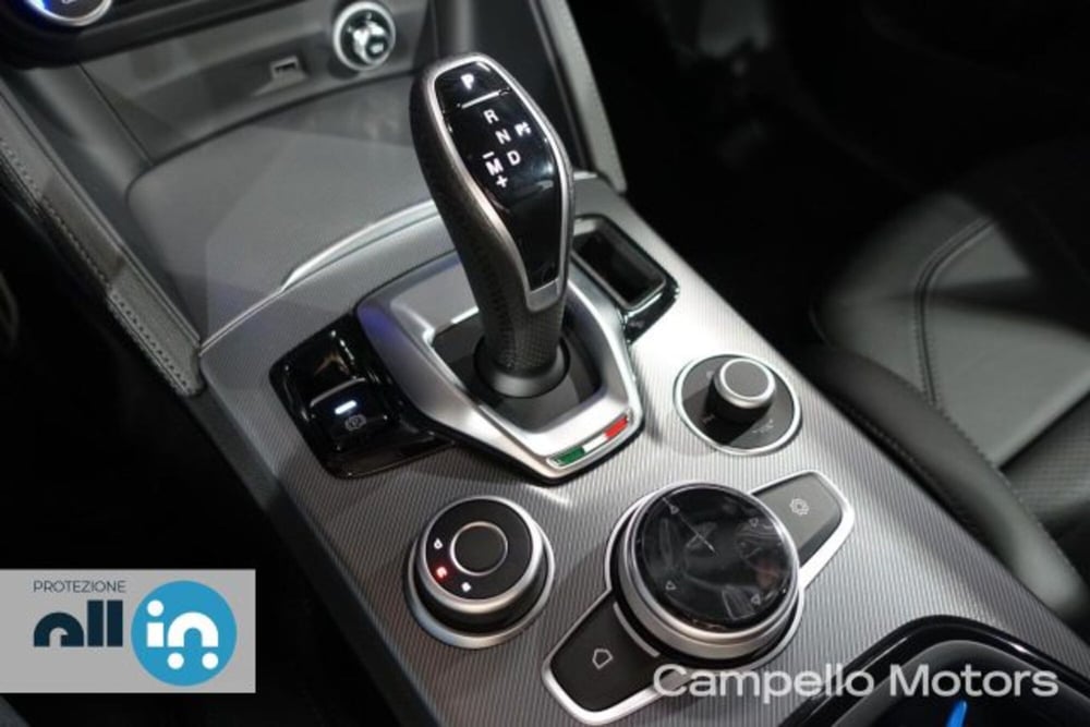 Alfa Romeo Stelvio usata a Venezia (15)
