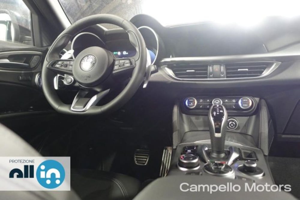 Alfa Romeo Stelvio usata a Venezia (16)