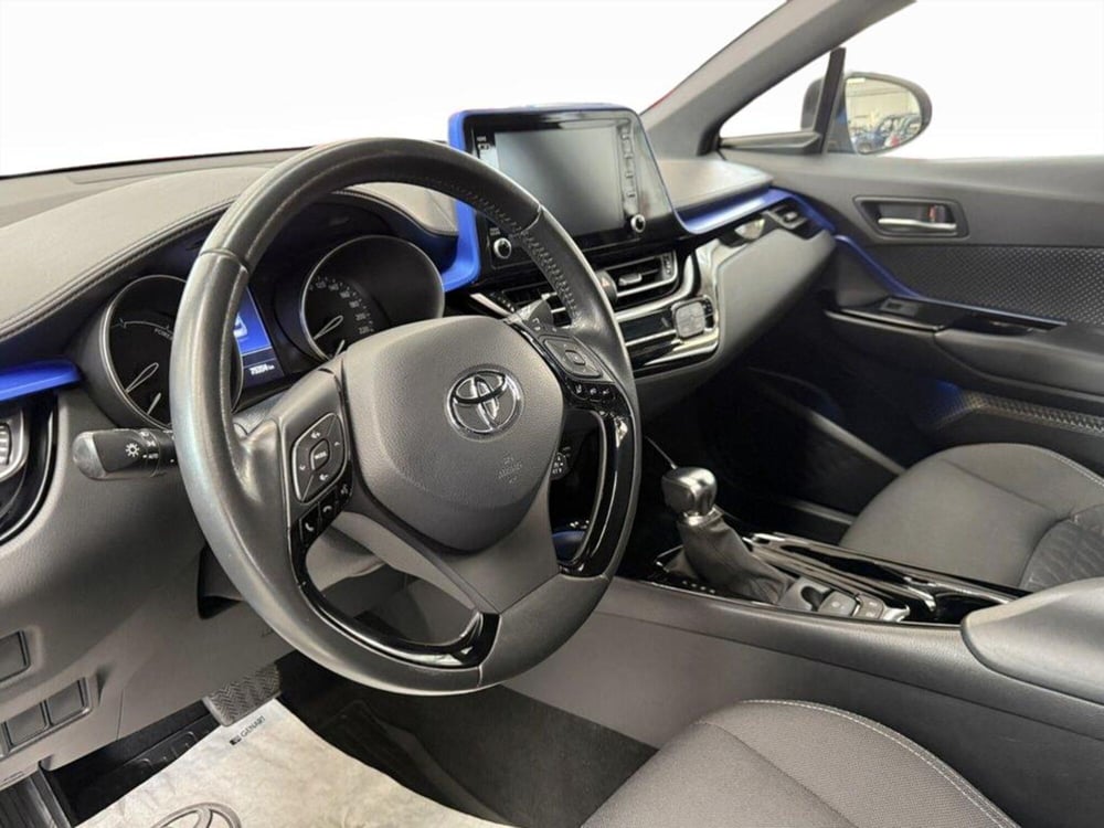 Toyota Toyota C-HR usata a Monza e Brianza (12)
