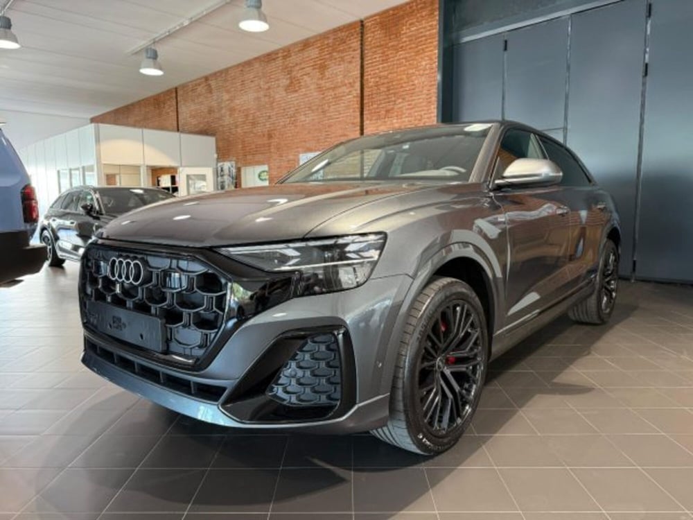 Audi Q8 nuova a Bologna (2)