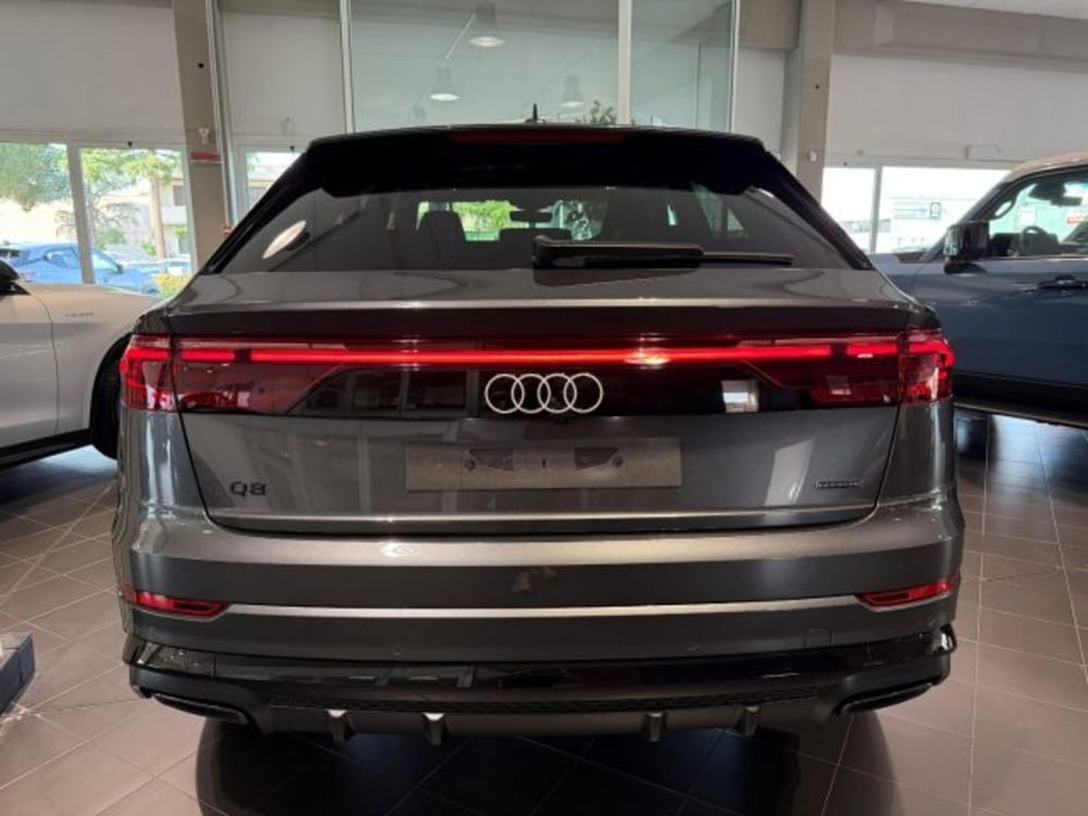 Audi Q8 nuova a Bologna (6)
