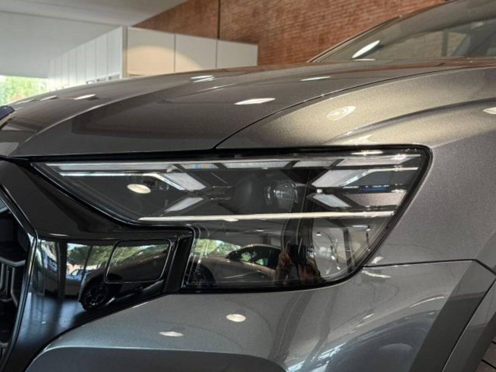 Audi Q8 nuova a Bologna (9)