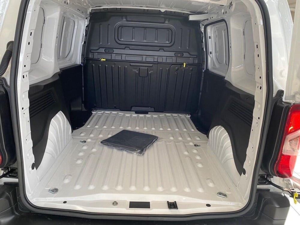 Opel Combo Furgone nuova a Torino (10)