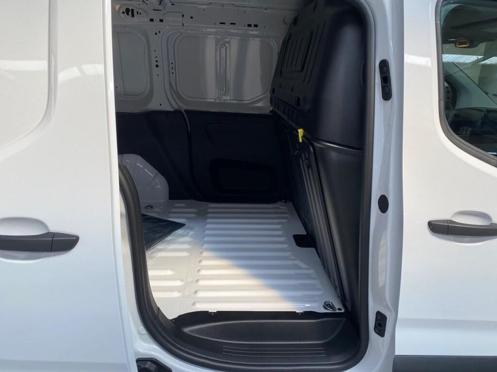 Opel Combo Furgone nuova a Torino (9)