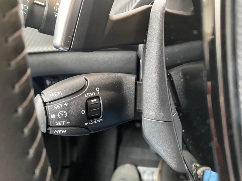 Peugeot 208 nuova a Torino (14)