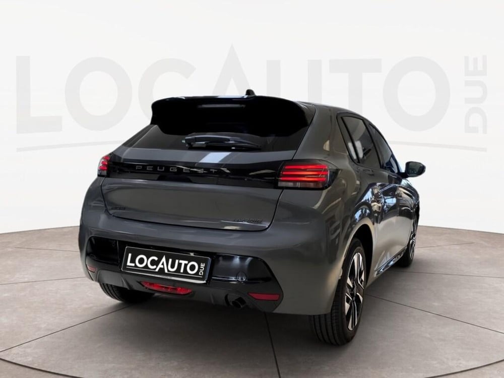 Peugeot 208 nuova a Torino (4)