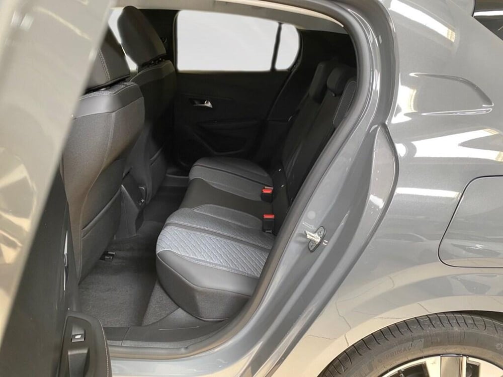 Peugeot 208 nuova a Torino (9)
