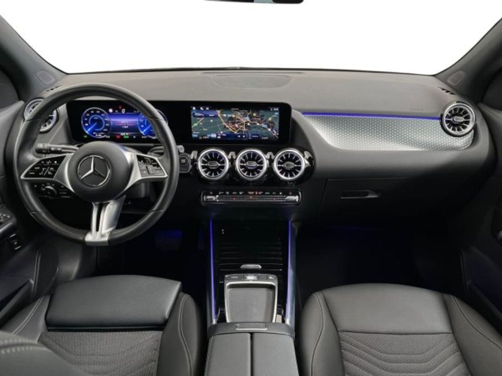 Mercedes-Benz EQA usata a Verona (9)