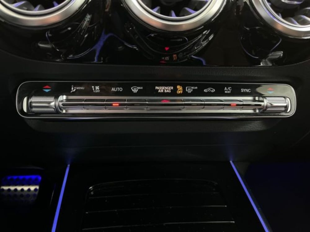Mercedes-Benz GLA SUV usata a Verona (14)
