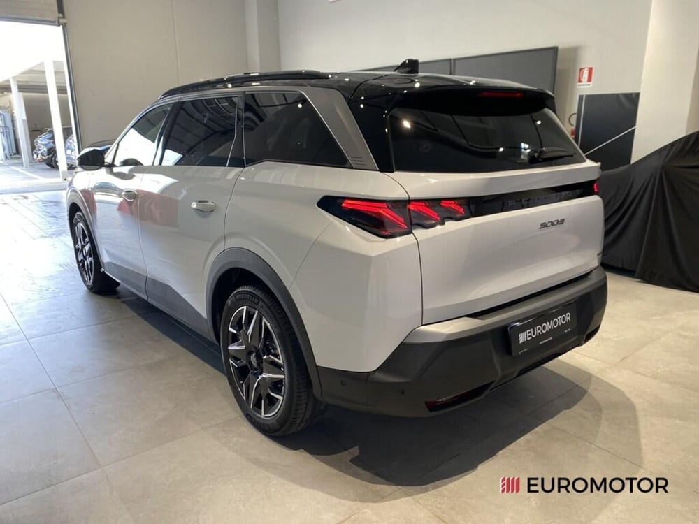 Peugeot 5008 usata a Bari (12)
