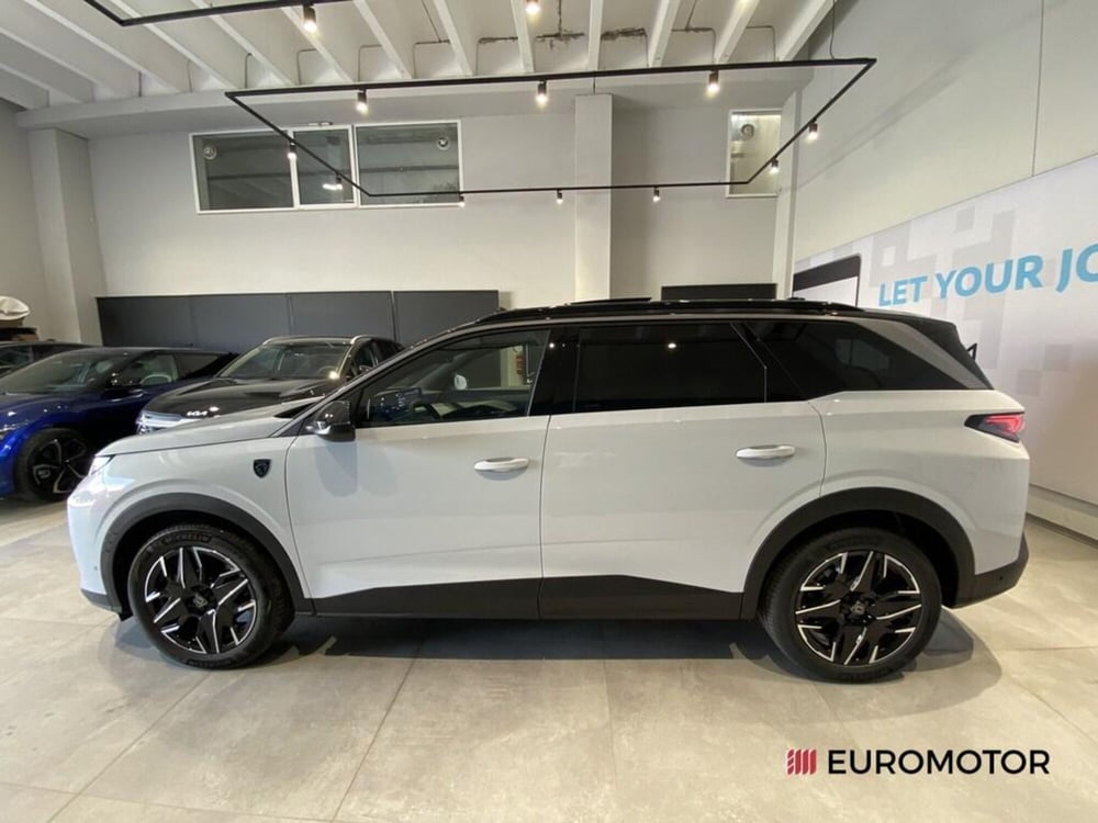 Peugeot 5008 usata a Bari (13)