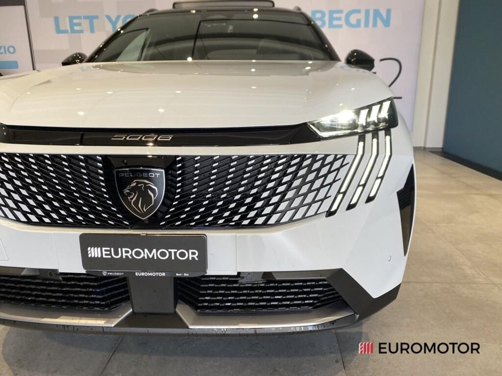 Peugeot 5008 usata a Bari (3)