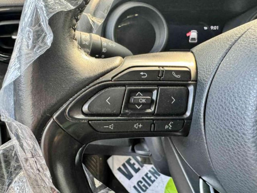 Toyota Yaris Cross usata a Vercelli (11)