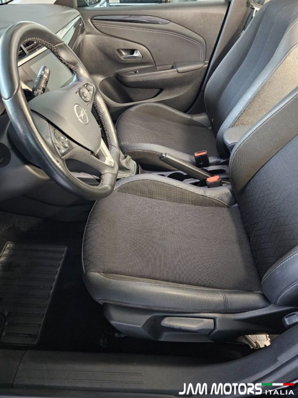 Opel Corsa usata a Como (10)