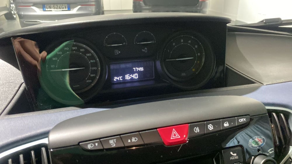 Lancia Ypsilon usata a Bergamo (15)
