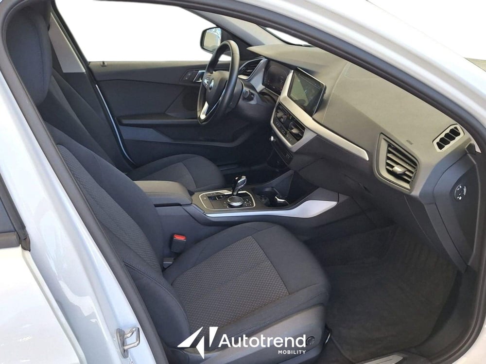 BMW Serie 1 5p. usata a Bari (7)