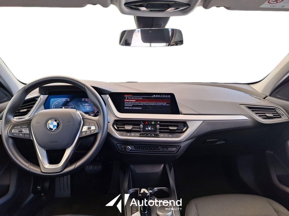 BMW Serie 1 5p. usata a Bari (8)