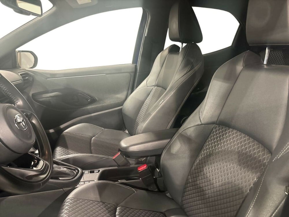 Toyota Yaris usata a Lecco (10)