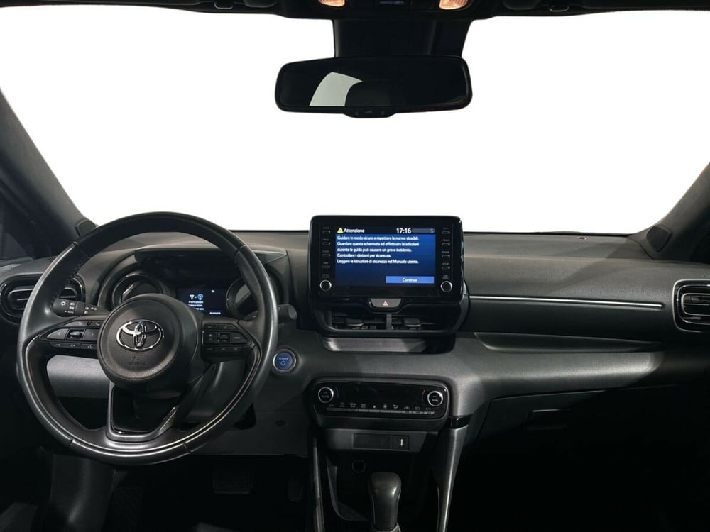 Toyota Yaris usata a Lecco (9)