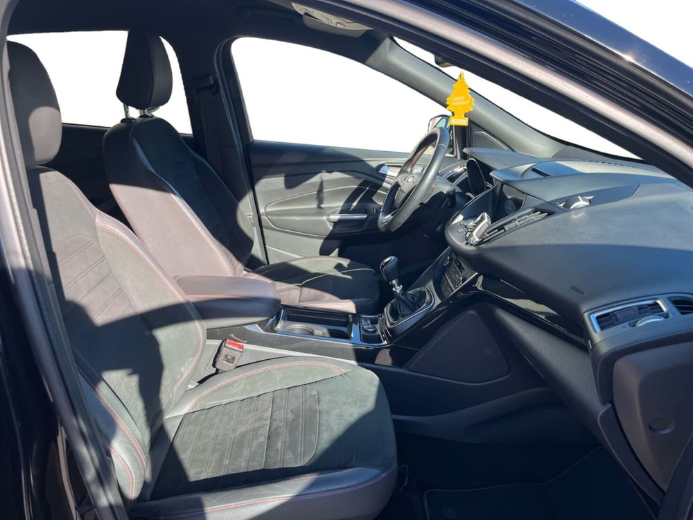 Ford Kuga usata a Modena (9)