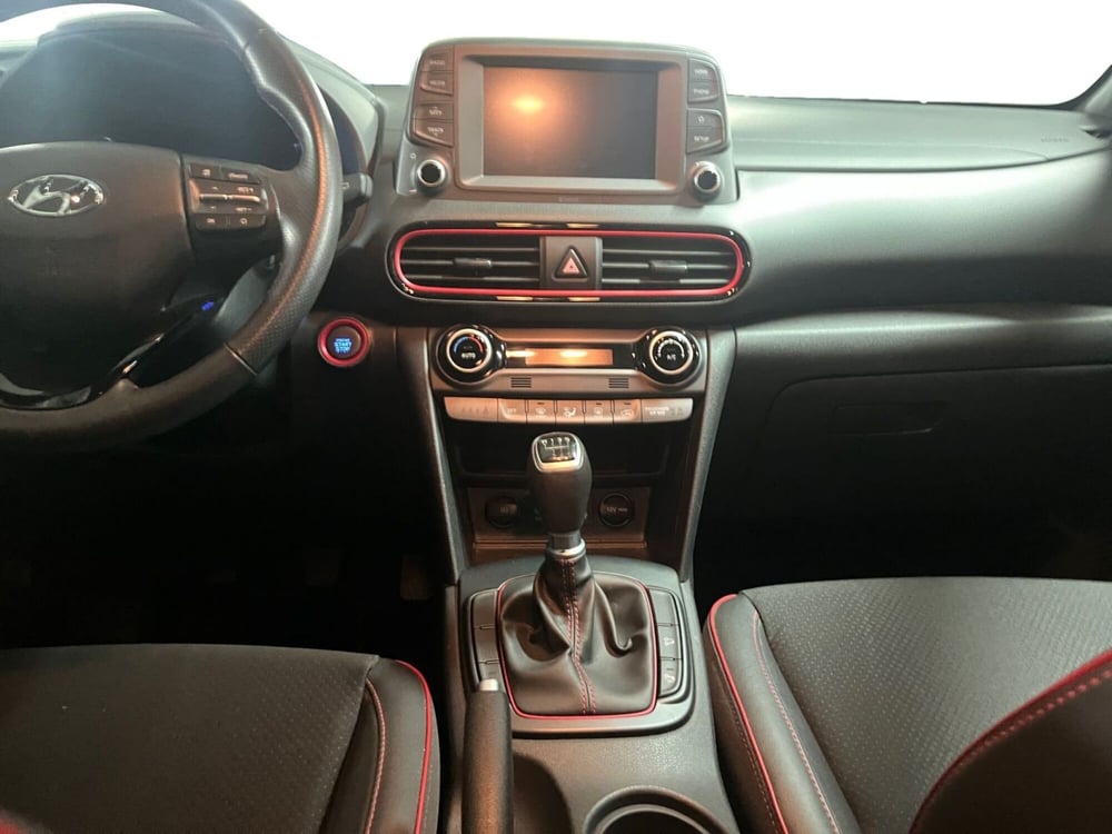 Hyundai Kona usata a Modena (13)