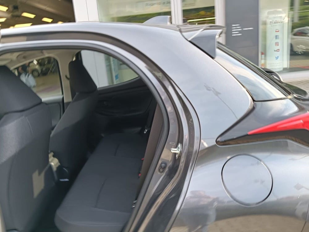 Toyota Yaris usata a Como (6)