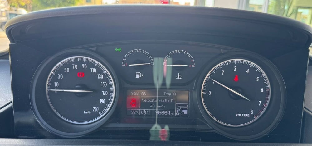Lancia Ypsilon usata a Napoli (12)