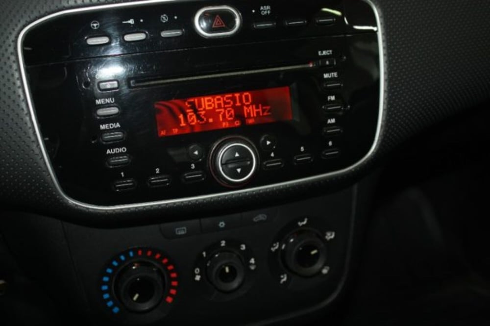 Fiat Punto Evo usata a Viterbo (11)