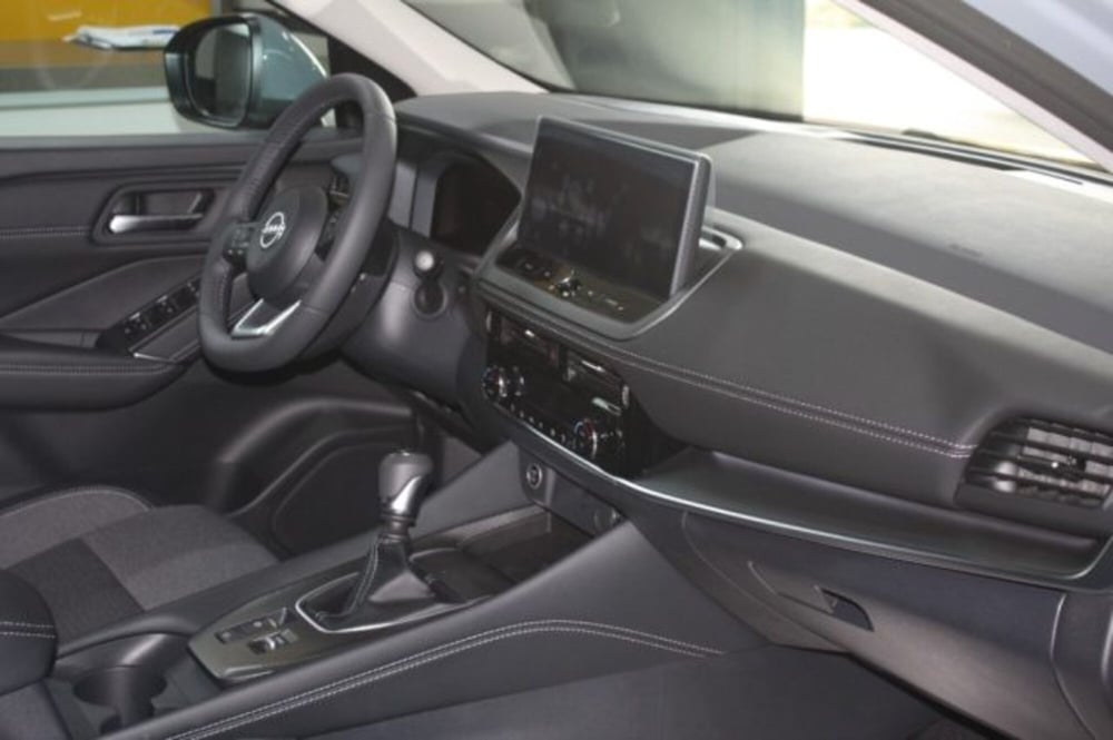 Nissan Qashqai nuova a Viterbo (8)