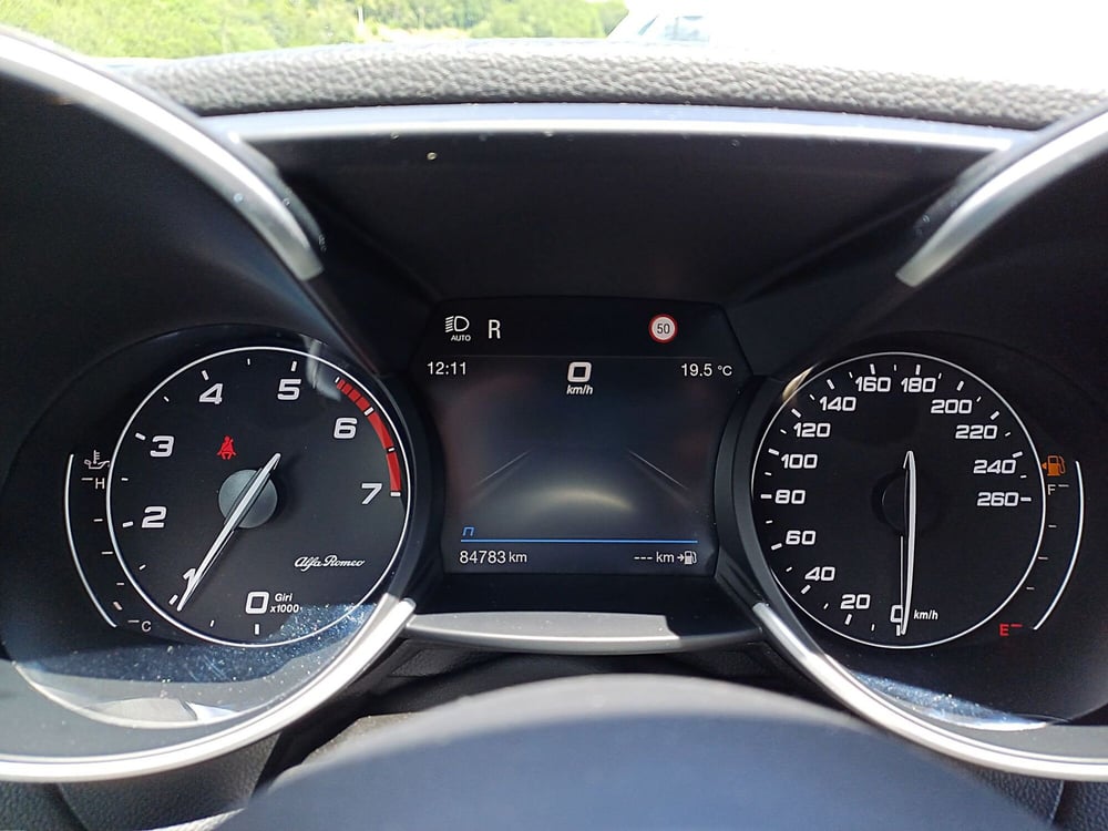 Alfa Romeo Giulia usata  (16)