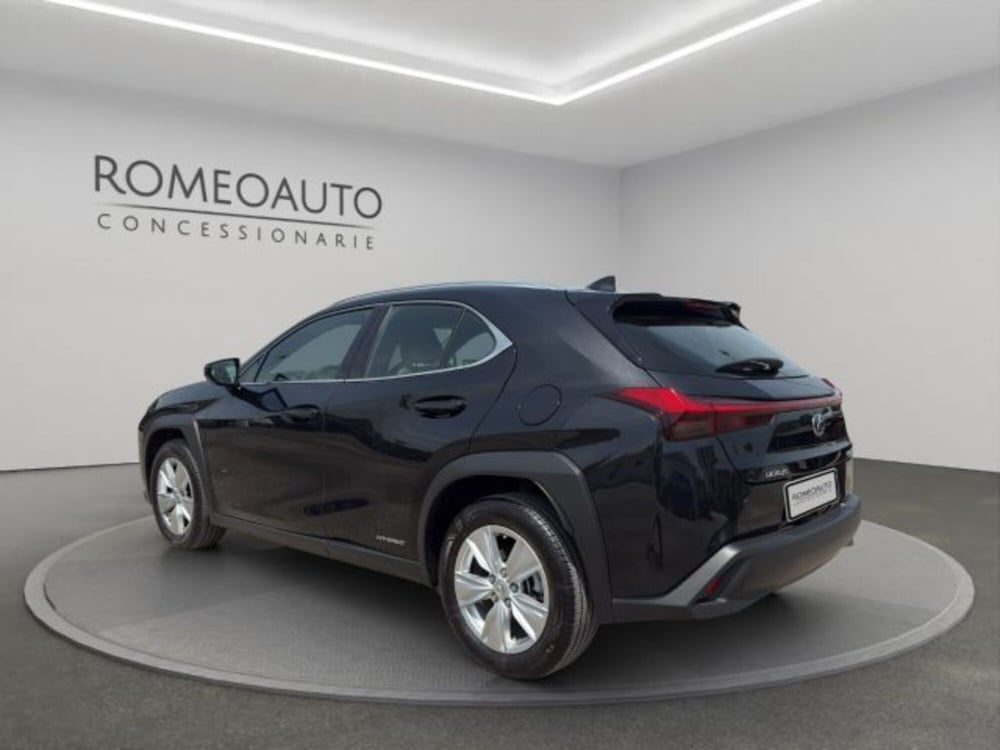 Lexus UX usata a Perugia (4)
