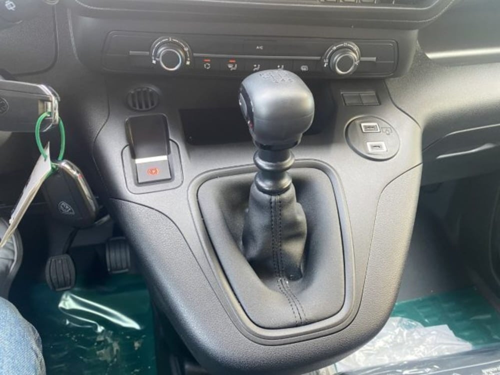 Peugeot Partner Furgone nuova a Perugia (18)