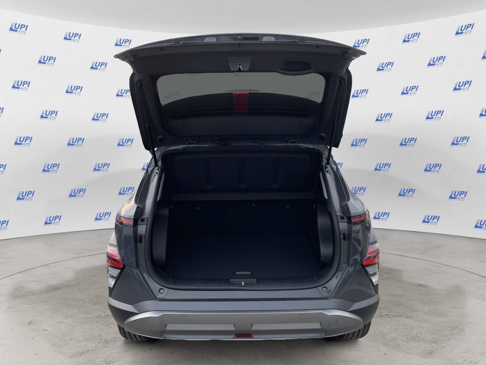 Hyundai Kona nuova a Pistoia (12)