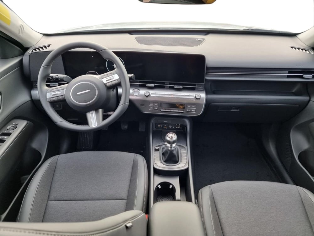 Hyundai Kona nuova a Pistoia (12)