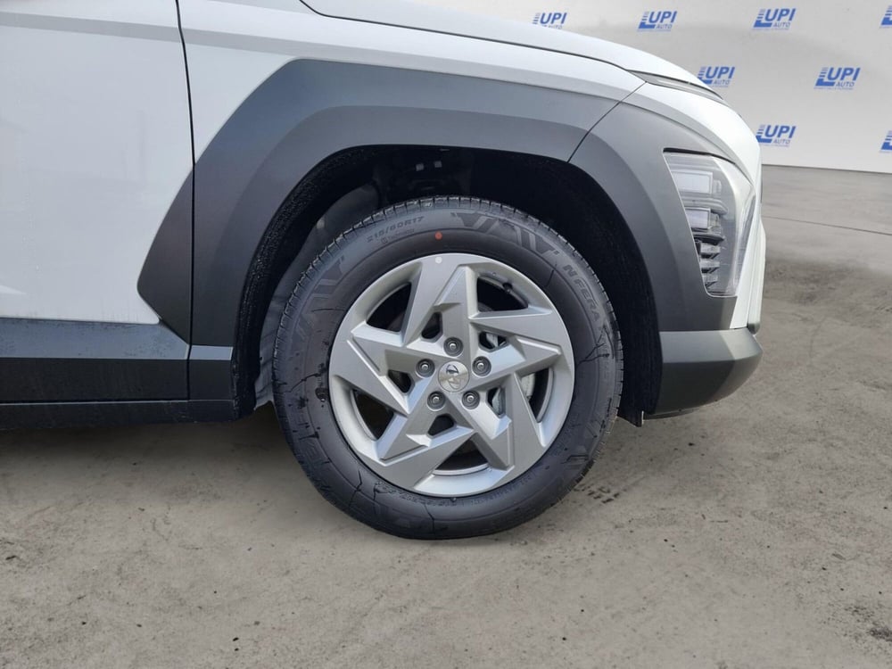Hyundai Kona nuova a Pistoia (4)