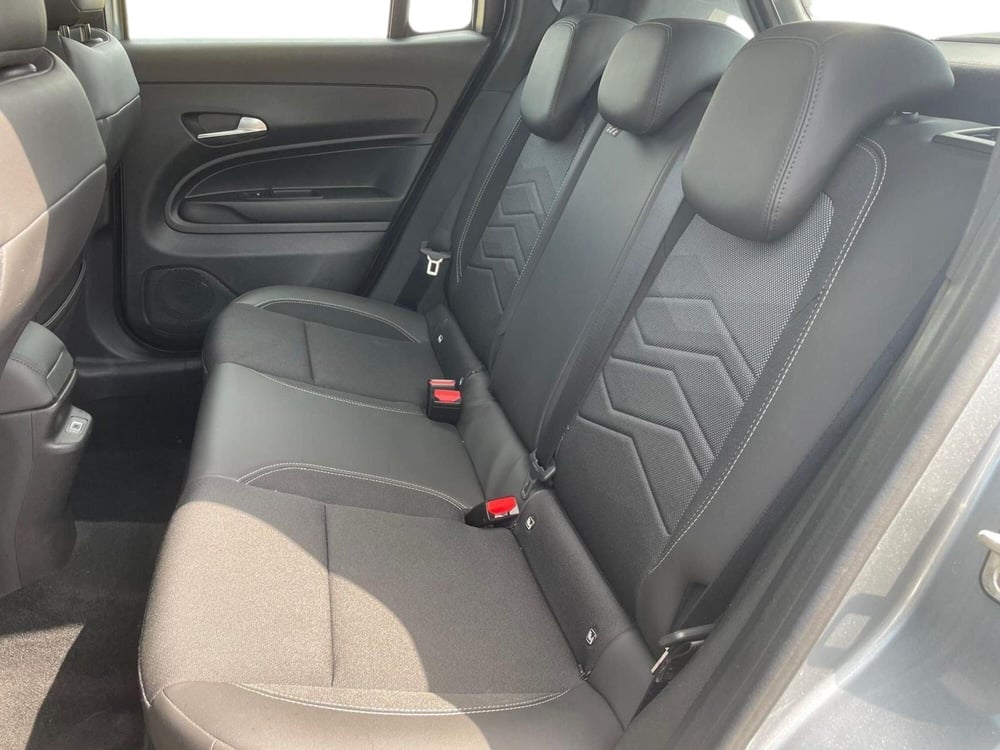 Jeep Avenger usata a Pistoia (11)