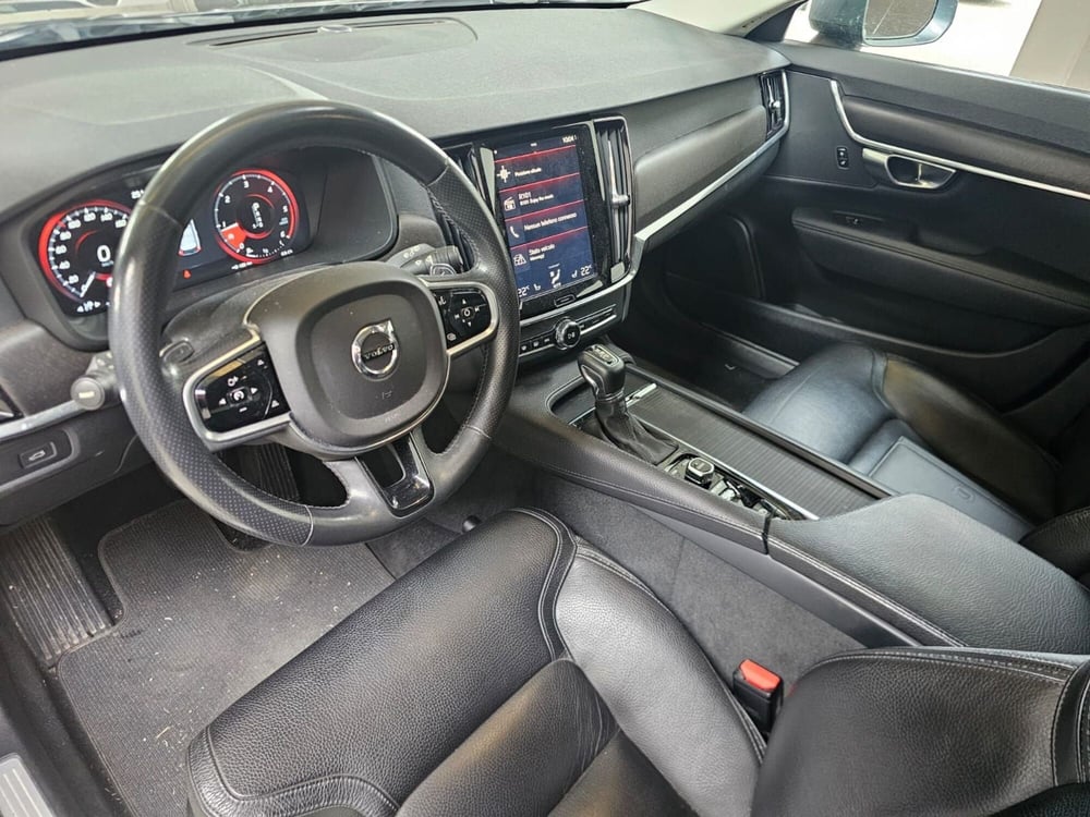 Volvo V90 Cross Country usata a Cremona (6)